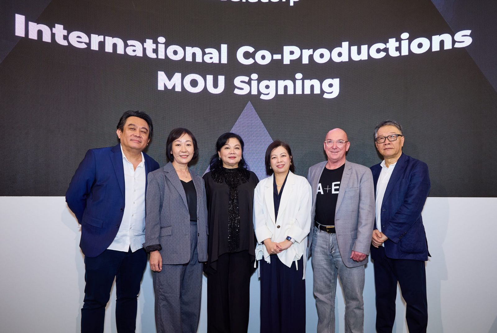 TVBS深耕亞洲娛樂布局　與新加坡Mediacorp簽屬合作備忘