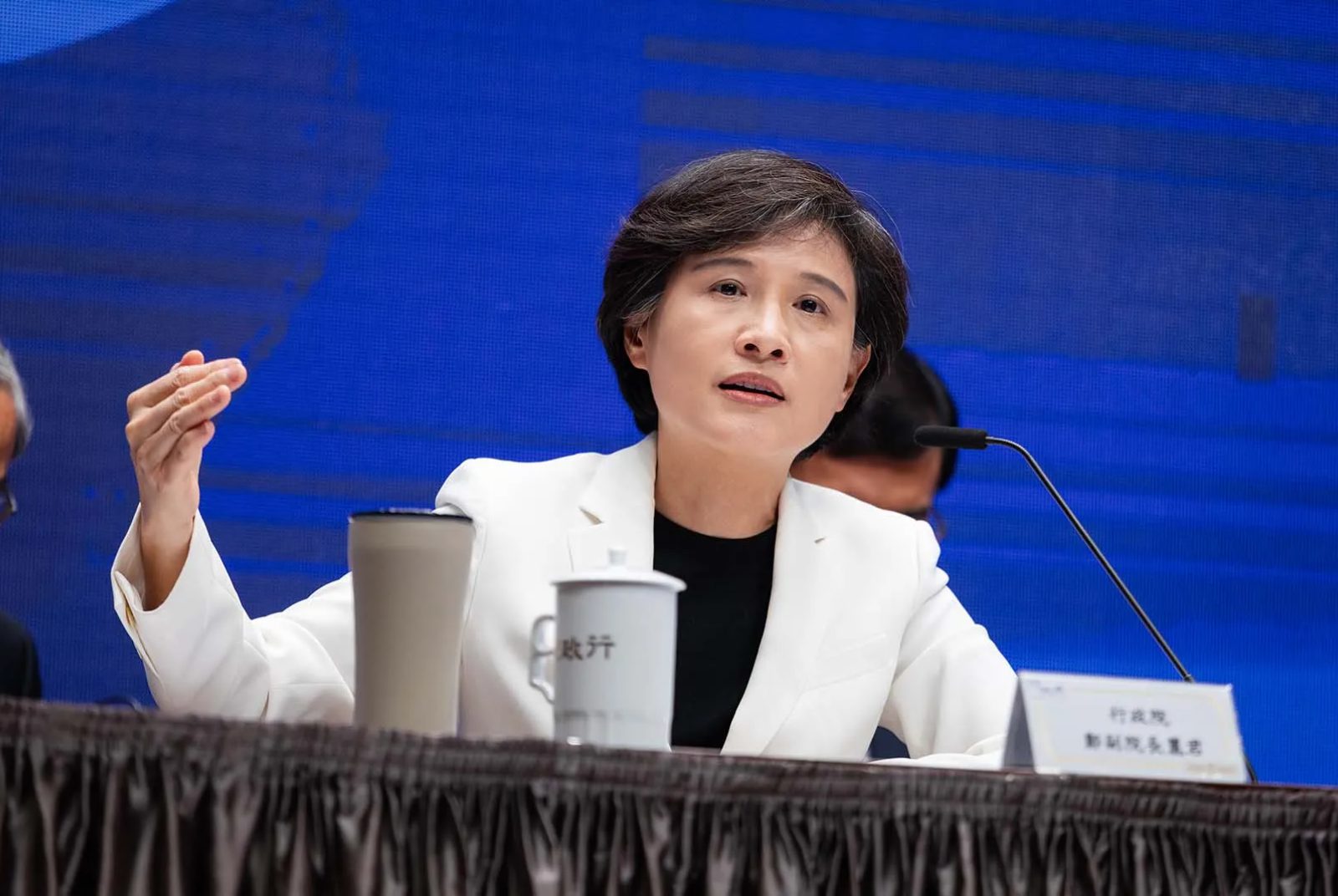 台美關稅最新》鄭麗君、楊珍妮赴美第六輪關稅實體磋商，會後宣布共識內容