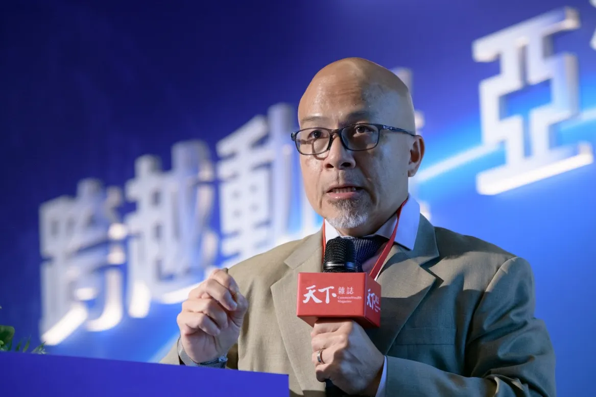 「川普問對問題，卻給錯誤答案」新加坡外交策士廖振揚：小國團結才有活路