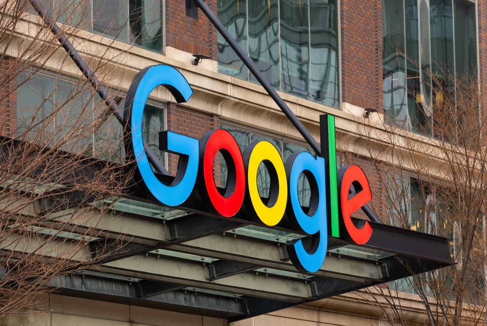 天下晨間新聞：Google淨利成長飆八成，盤後大漲7%