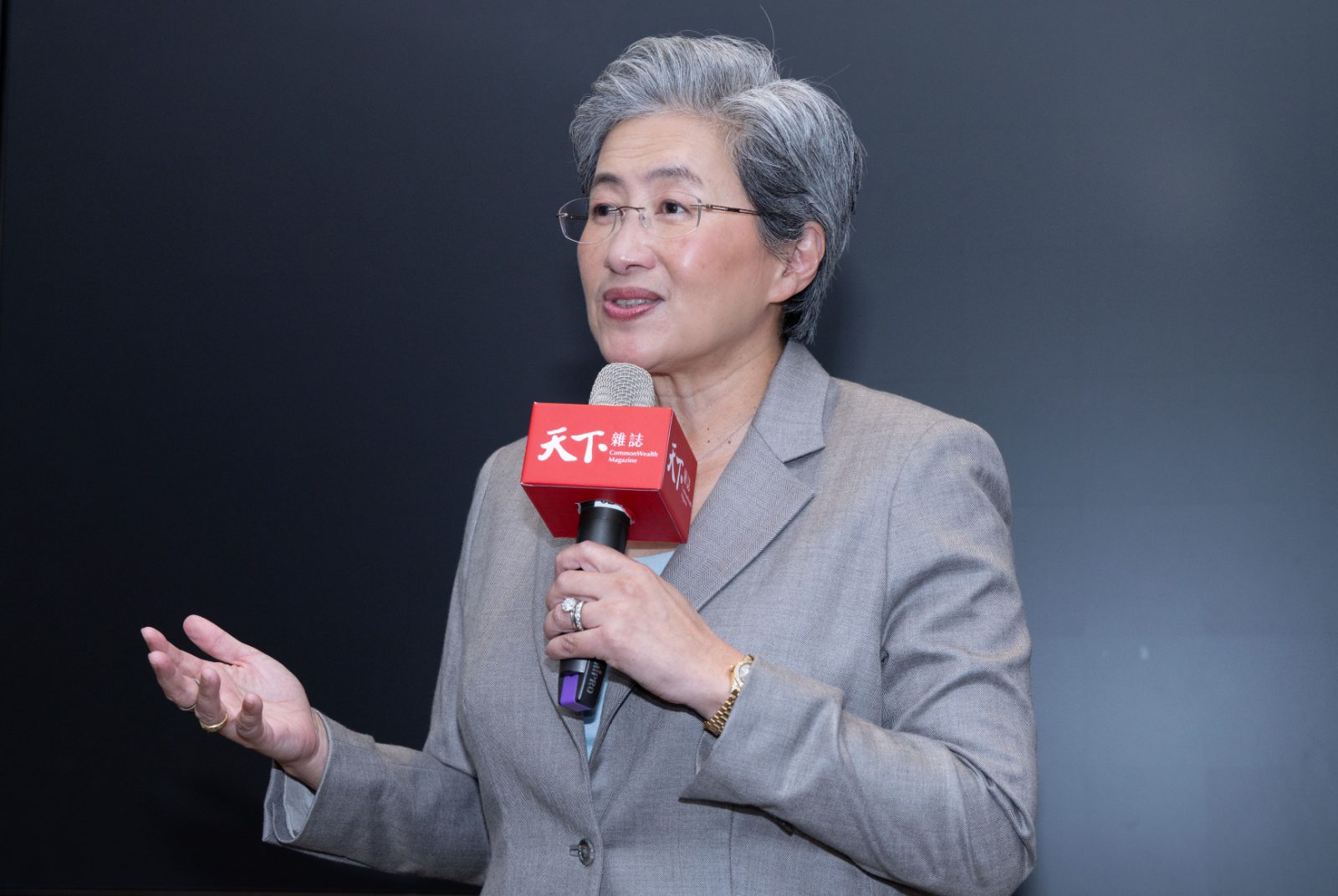 蘇姿丰：AI現在才打到第三局！這波需求將一路旺到2029年！
