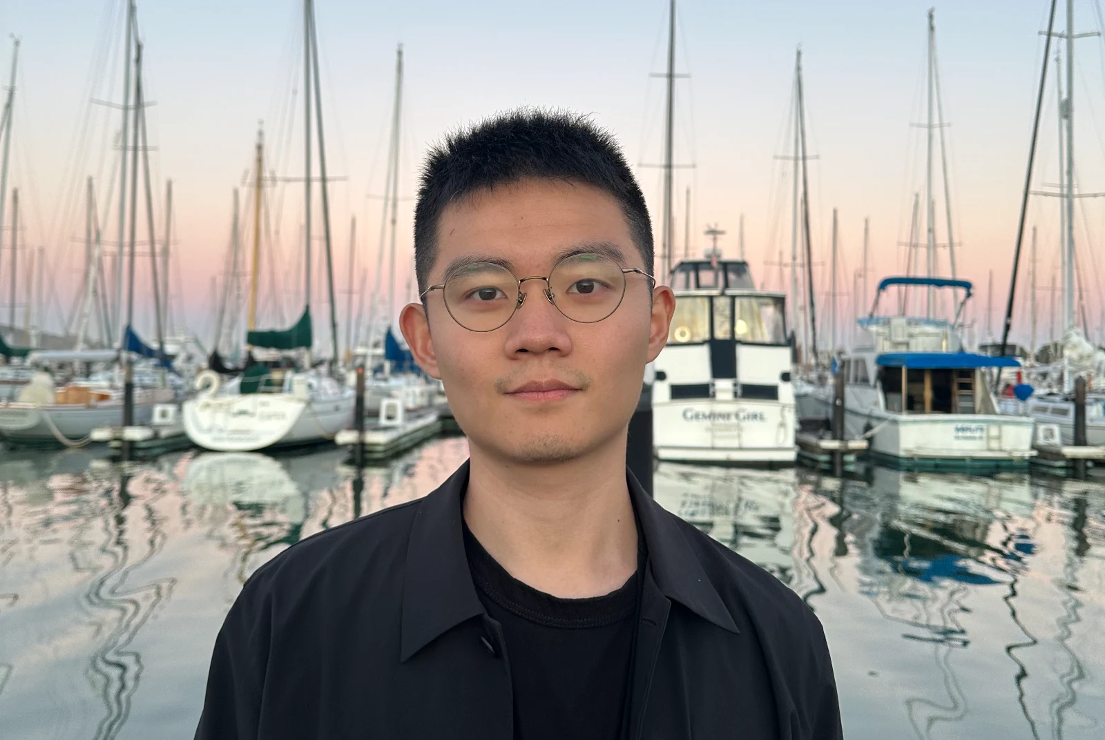 胡程維-Google-NotebookLM-Wondering-AI新創-家庭教育-K型經濟-矽谷-YC-創業家