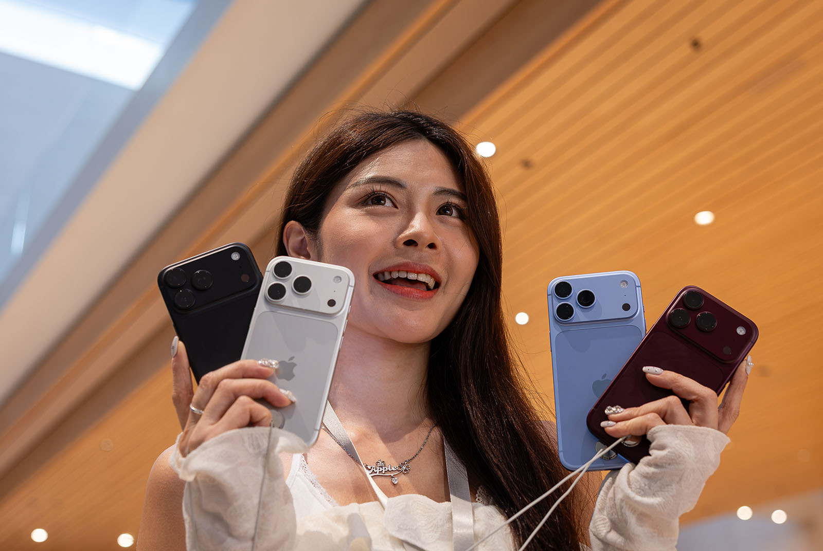 智慧型手機-iPhone 18 Pro-AI人工智慧-Apple Intelligence-電信三雄-5G-高階iPhone-舊換新-數位服務-Pre-6G