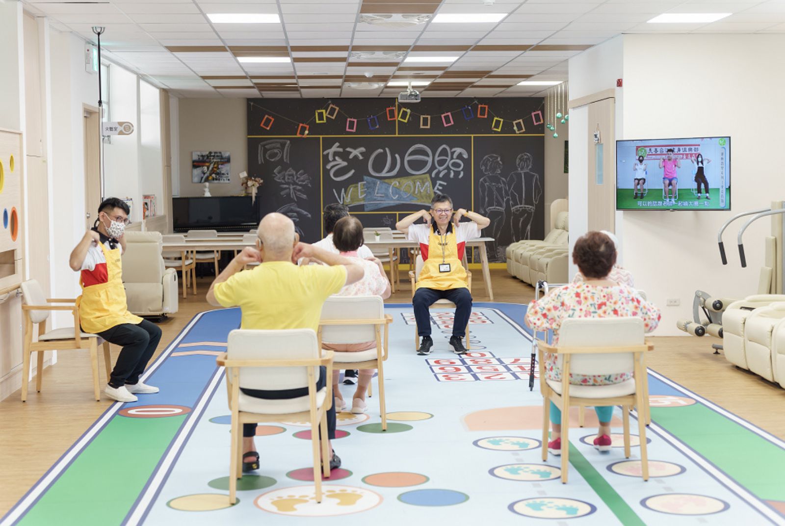 政策創新 日照中心 長照2.0 年齡歧視 老幼共學 閒置教室 校園空間活化