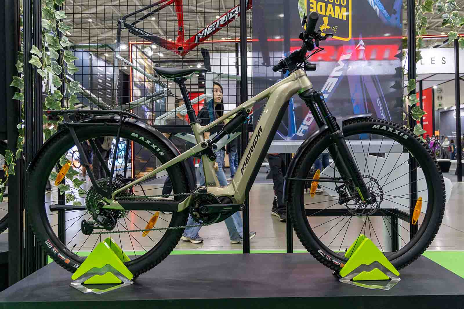 美利達-戶外運動-電動登山車-E-bike