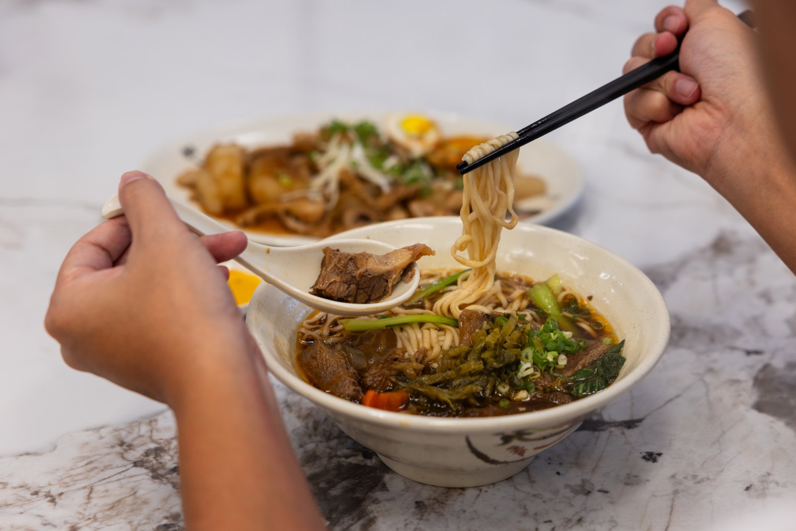 新竹-九添福-牛肉麵-邱光隆-美食