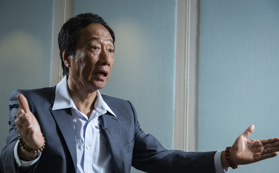 郭台銘拚經濟：跟韓國瑜說好了，鴻海將把深圳、天津部份產線移到高雄｜主題特展｜天下雜誌video