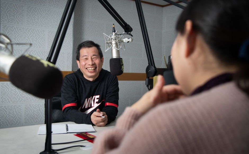 聘僱中高齡者像「禮佛」？高年級生的職涯延長賽，從40歲就要準備 feat. 自由教練 林以正-決策者·聽天下｜主題特展｜天下雜誌video