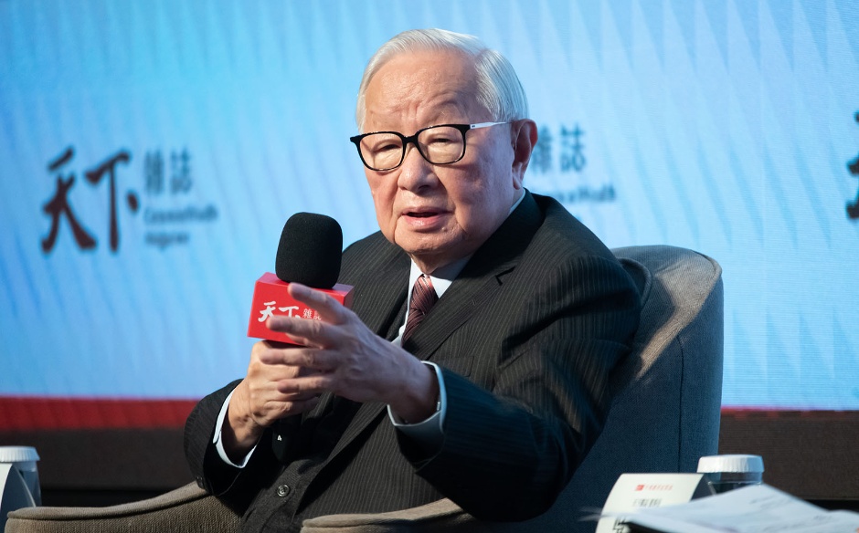 張忠謀 X Chris Miller對談大解析：晶片戰爭將如何影響世界未來走向？｜阿榕伯胡說科技｜政經趨勢｜天下雜誌video